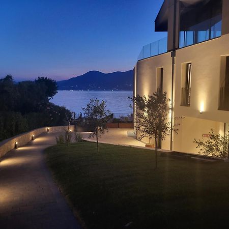 Attilio High Living Suites - Adults Only Torri Del Benaco Εξωτερικό φωτογραφία