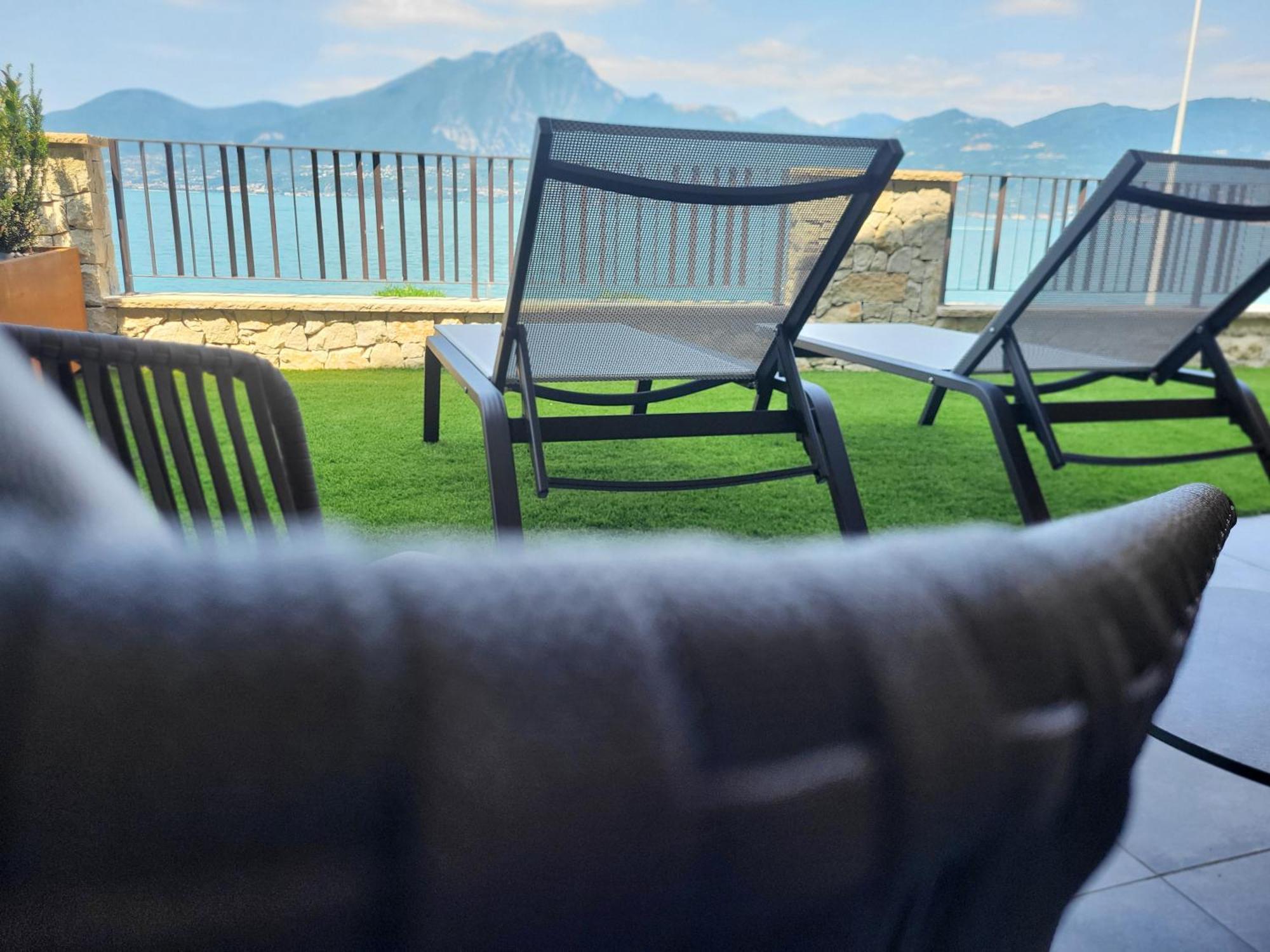 Attilio High Living Suites - Adults Only Torri Del Benaco Εξωτερικό φωτογραφία